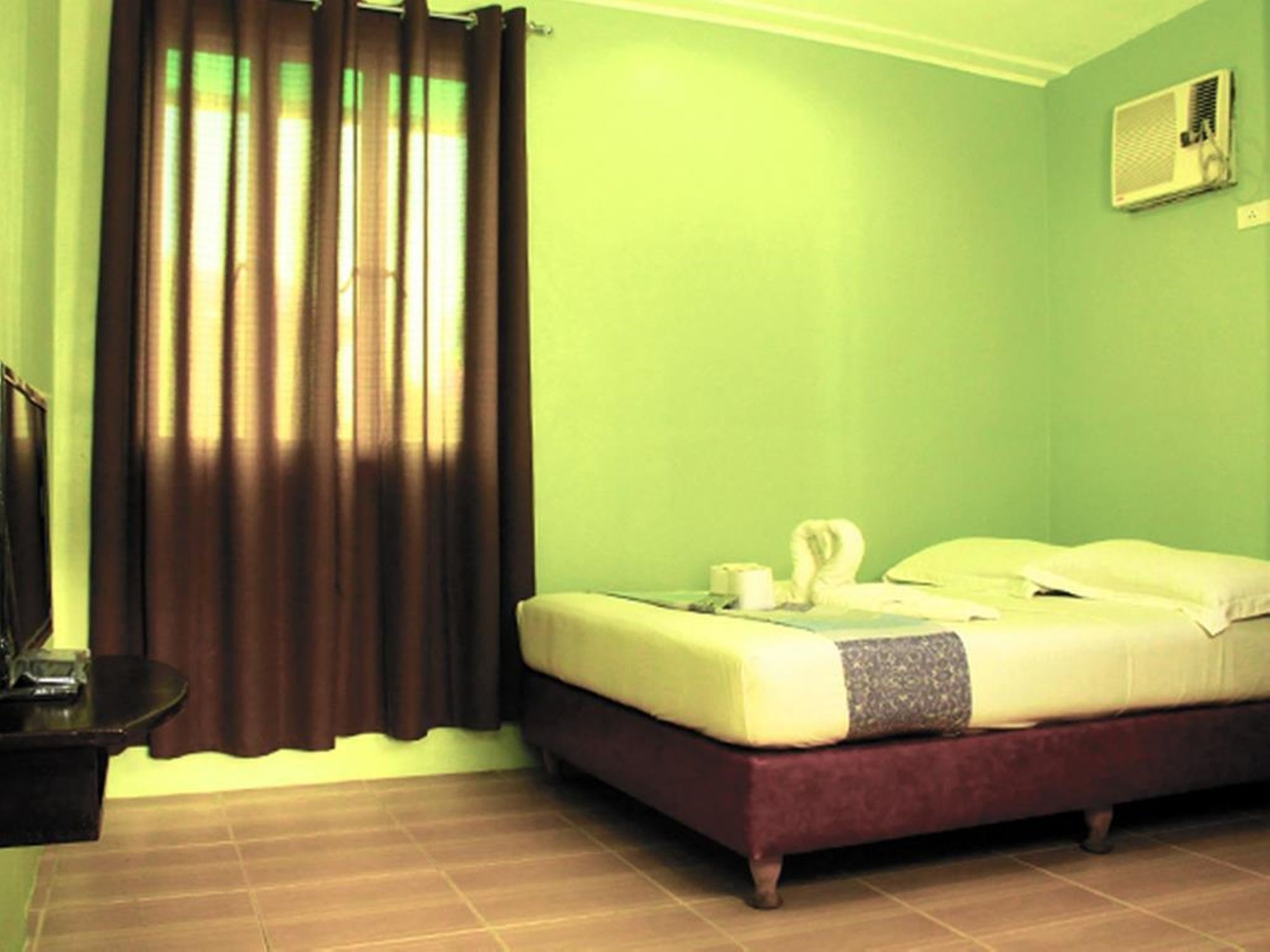 Sun Moon Poolside Hotel Angeles Ngoại thất bức ảnh