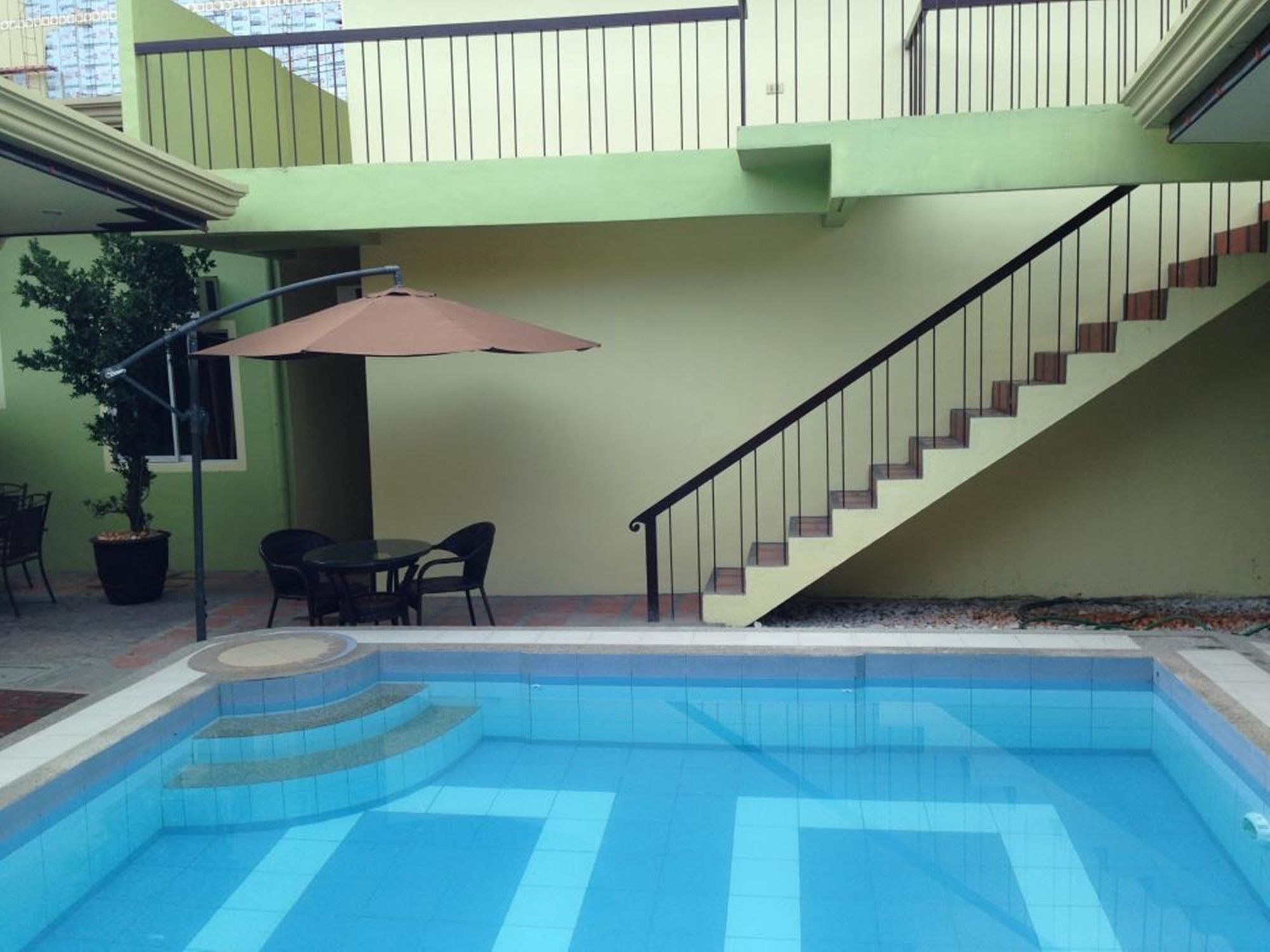 Sun Moon Poolside Hotel Angeles Ngoại thất bức ảnh