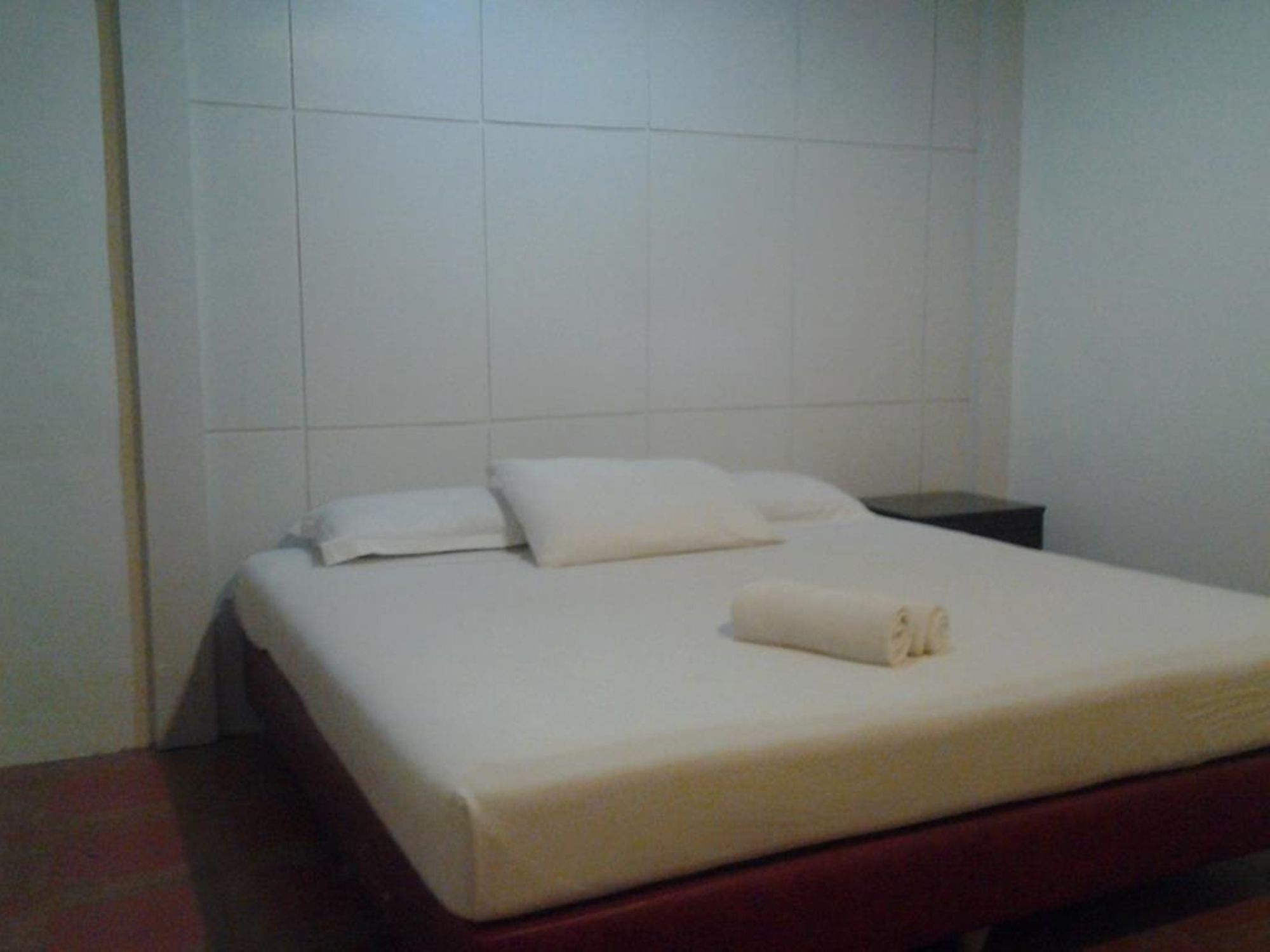 Sun Moon Poolside Hotel Angeles Ngoại thất bức ảnh